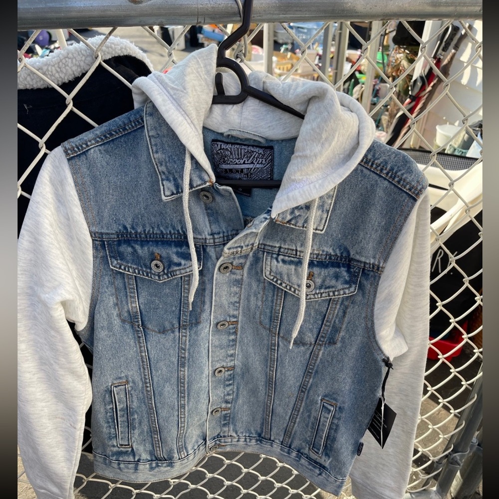Men’s Jean Jacket - Picture 3 of 5